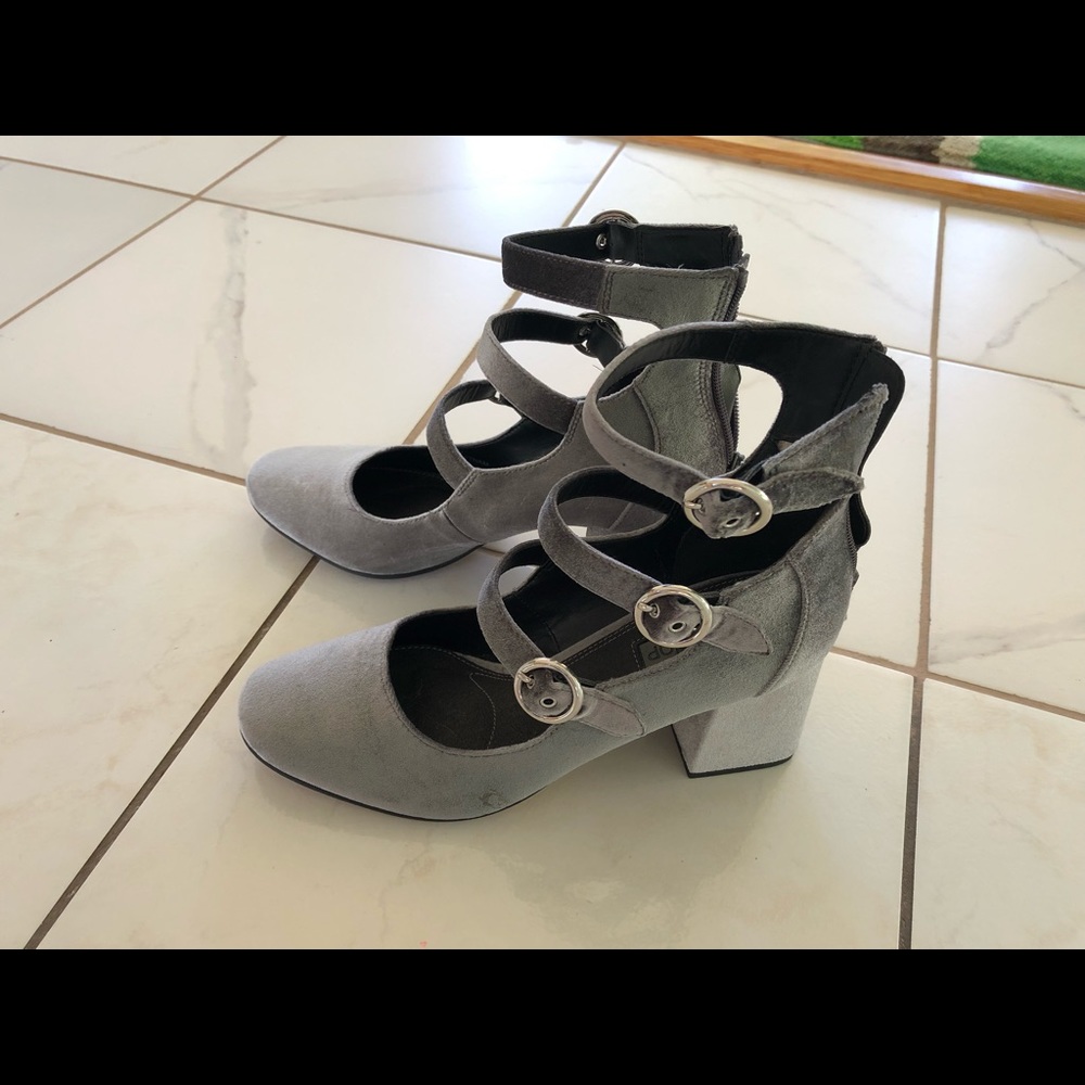 Topshop triple strappy velvet chunky heels gray